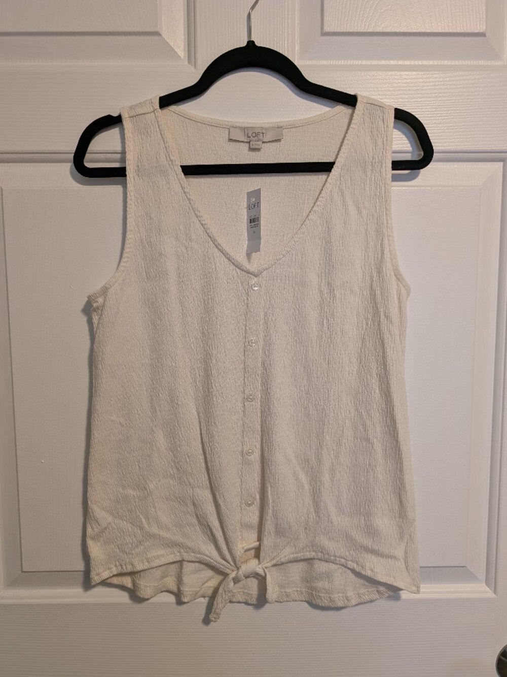 Loft Ivory Crinkle Texture Sleevelesss Top size M